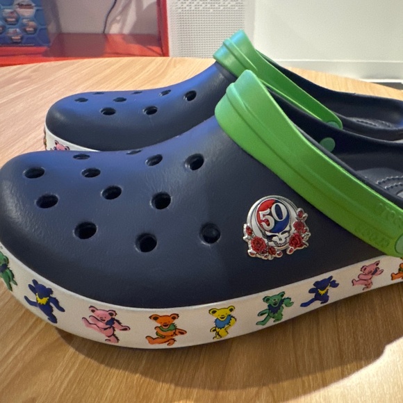 Grateful Dead 50th Anniversary Crocs’s AND Jibbitz Pack - Picture 1 of 5